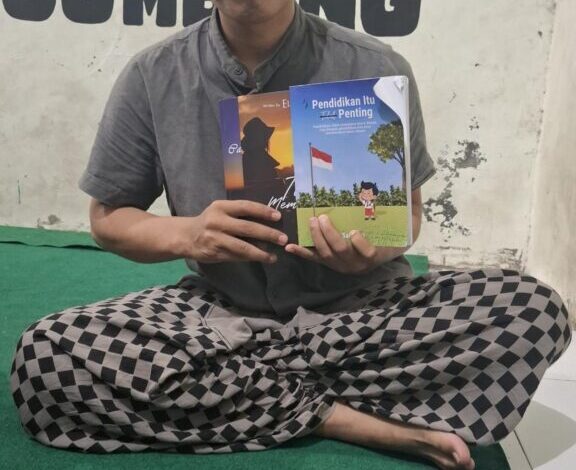 Jejak Langkah Anak Petani Merintis Karirnya Menjadi Penulis