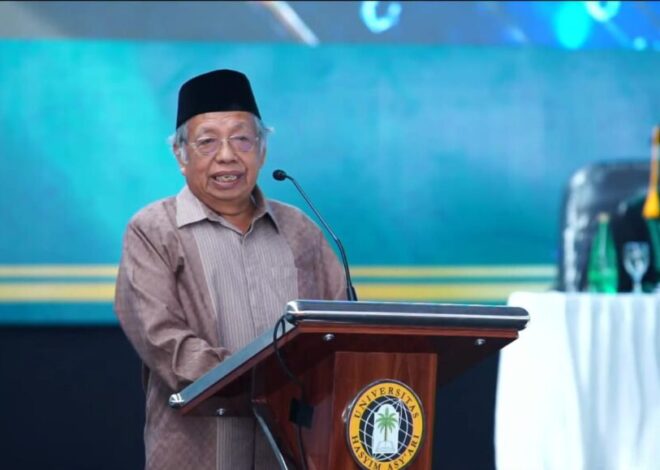 Ketua Yayasan UNHASY Dorong Wisudawan Jadi Pemimpin Berakhlak