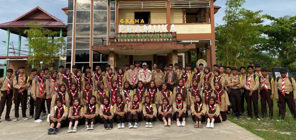 Perkuat Silaturahmi, Siswa Tebuireng 3 Inhil Kunjungi Polres dan Kwarcab