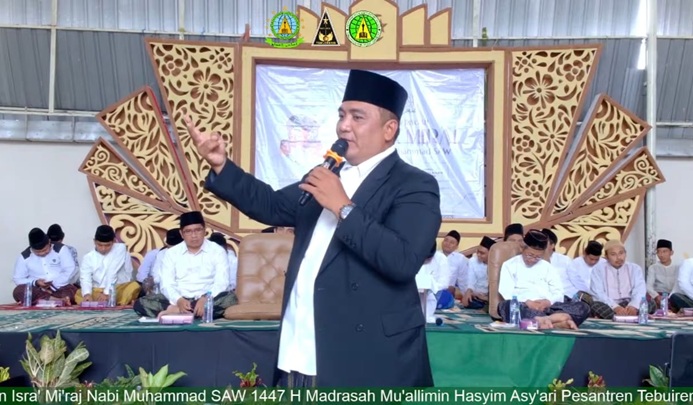 Di Hadapan Santri Muallimin KH. Nur Muhammad Habibillah Ungkap 2 Dimensi Kehidupan